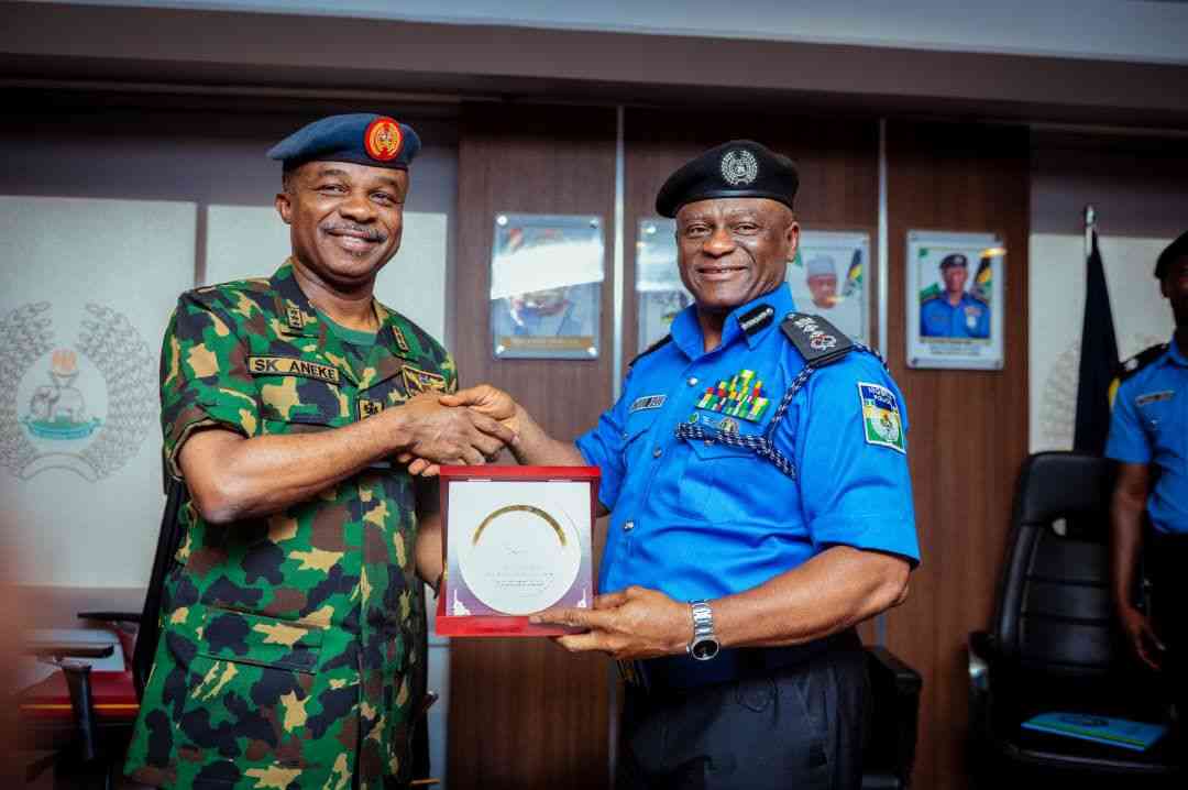 IGP Olatunji Disu meeting Air Marshal S.K. Aneke